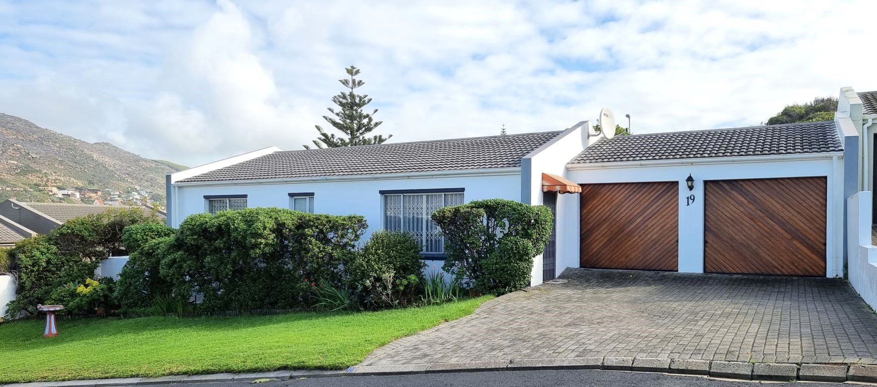 2 Bedroom Property for Sale in Glencairn Heights Western Cape